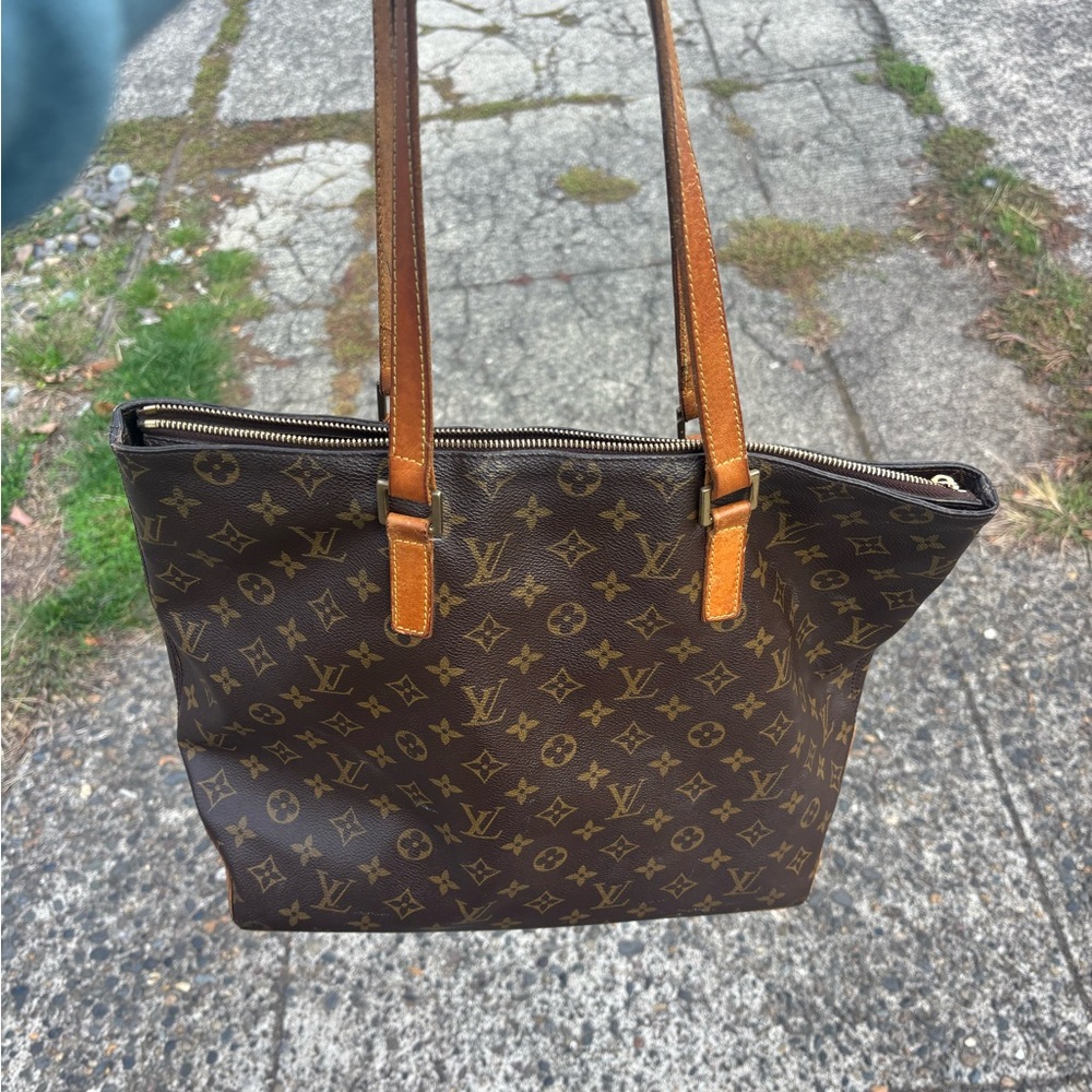 Louis Vuitton Classic Brown Monogram Tote - Picture 2 of 8